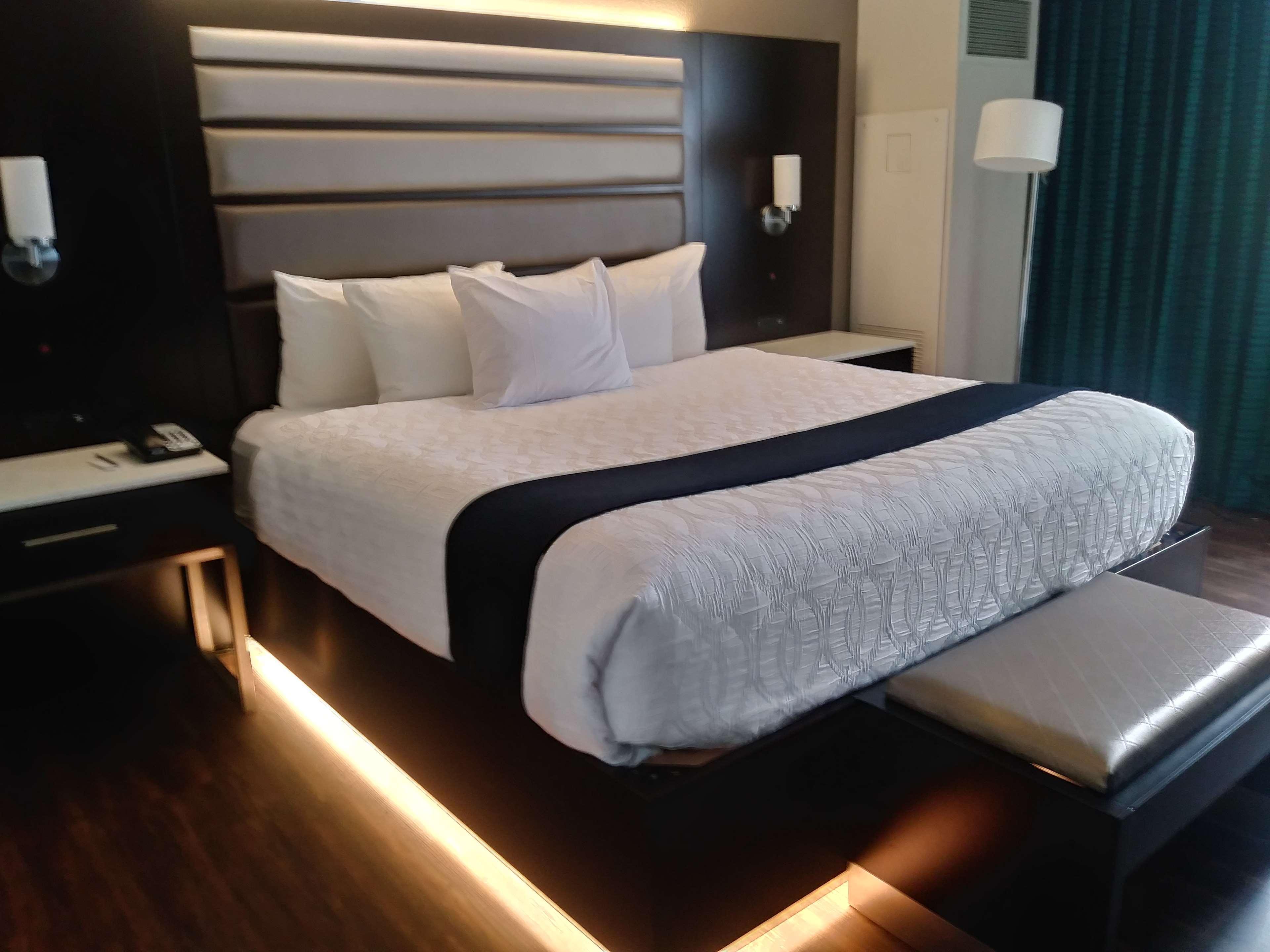 Aiden Austin City Hotel Экстерьер фото